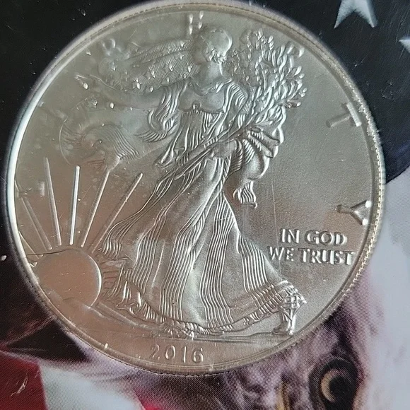 2016 Silver Eagle Coin 1 Oz - Picture 2 of 4